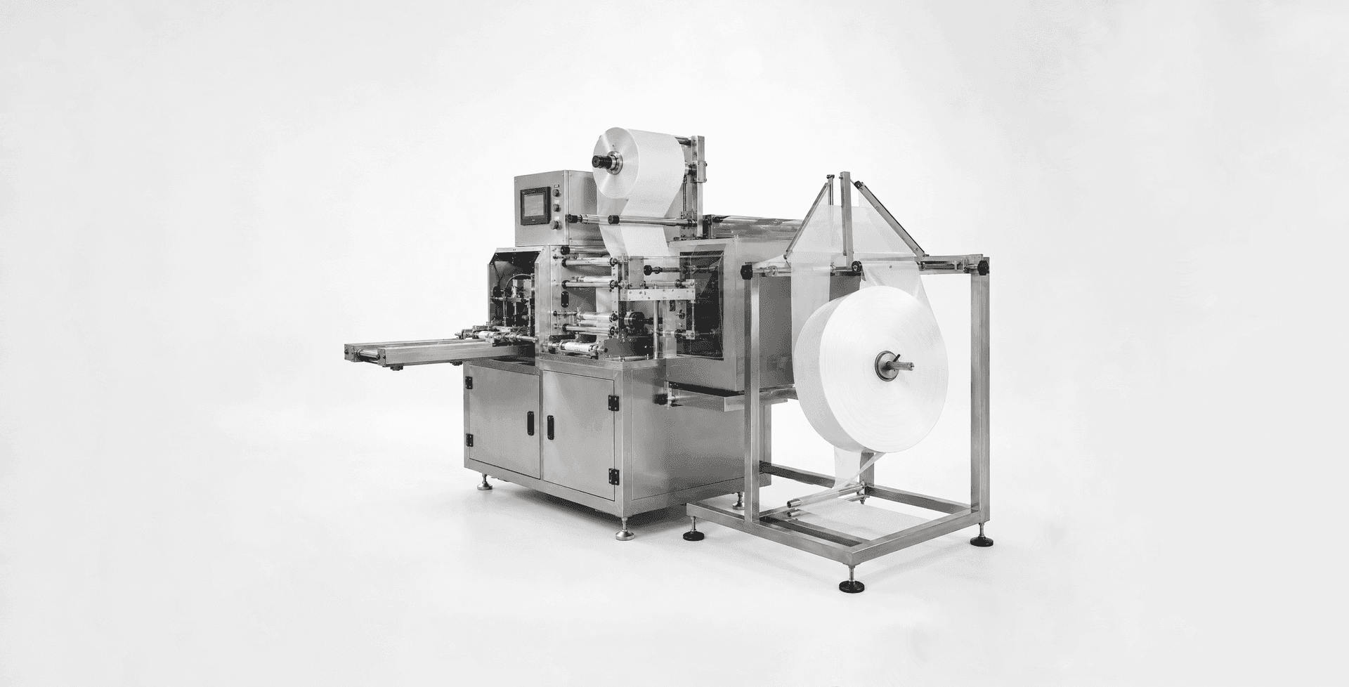 Full packaging machine with film roll from GDHPACK